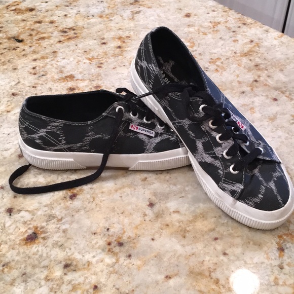 Superga Shoes - Superga’s leopard design